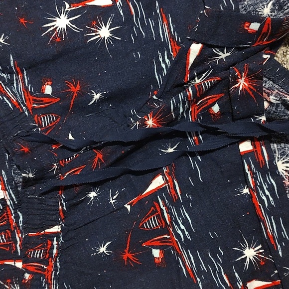 Old Navy Shorts - Picture 2 of 6